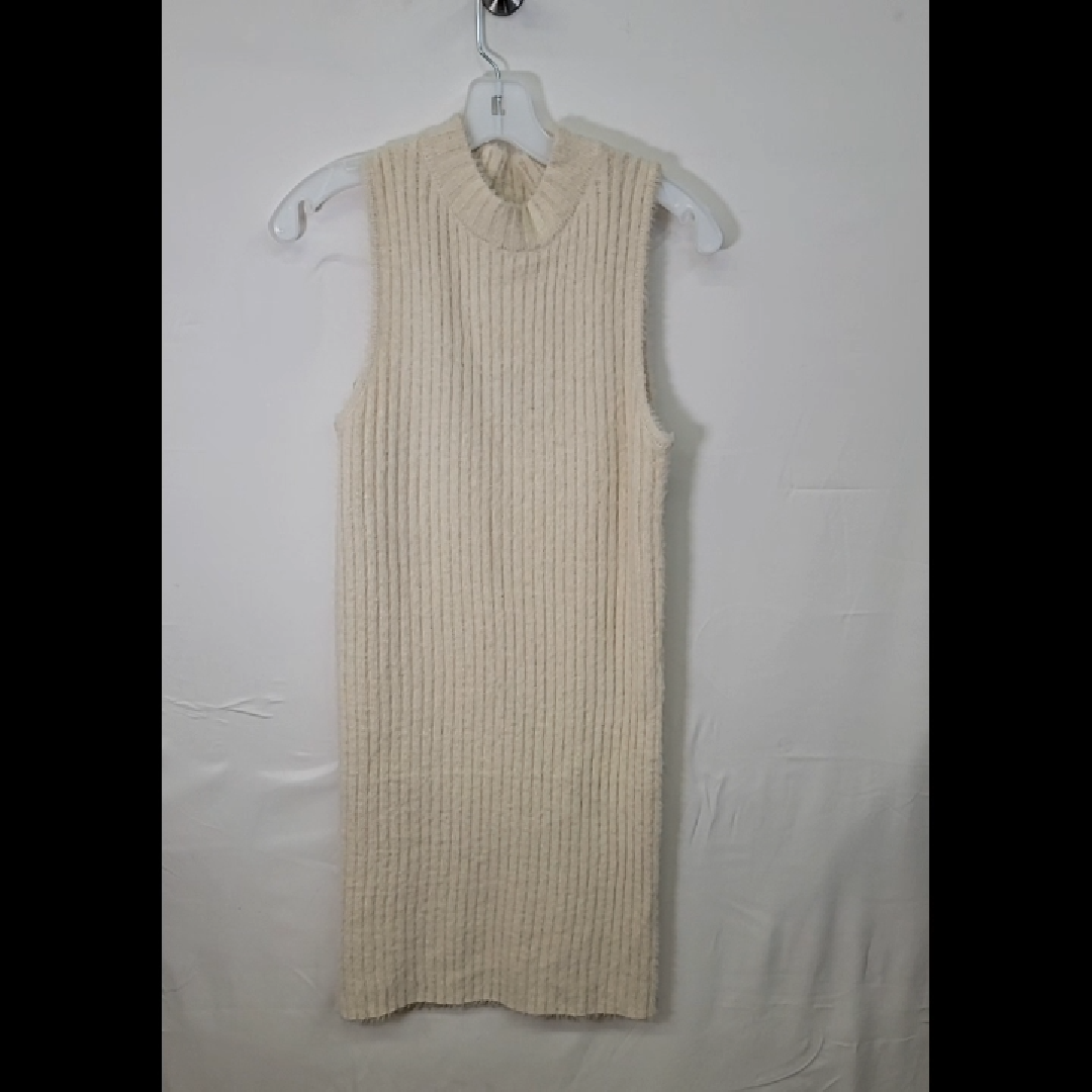 Oystree Sleeveless Cream Knit Dress