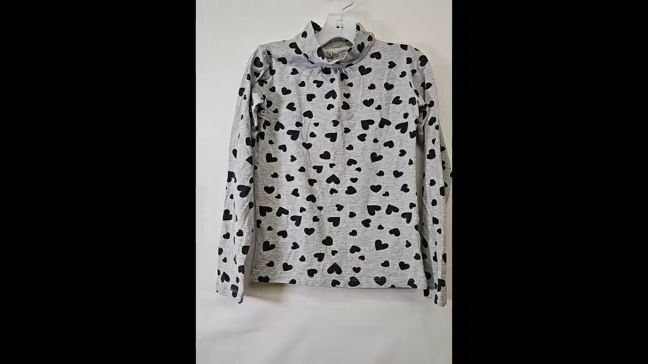 Gray Hearts Long Sleeved Top Size 7-8 YR