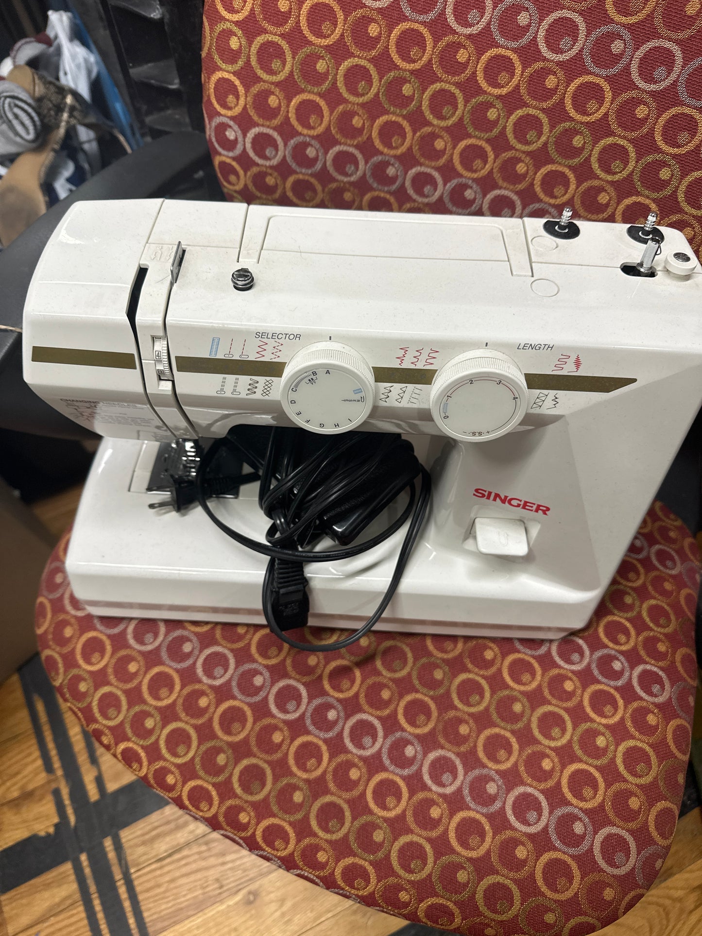 Singer Sewing Machine 13016300