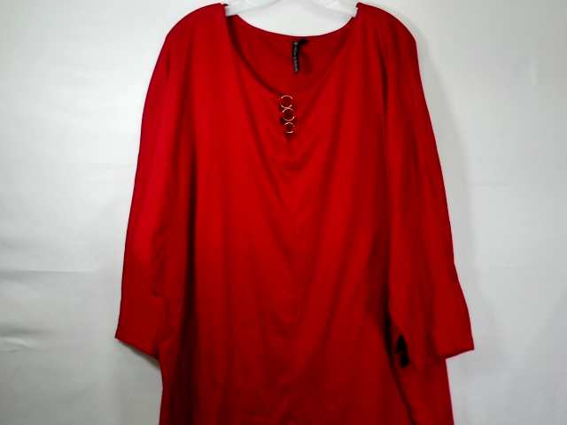 Plus Size 3/4 Sleeve Red Blouse Size 2X