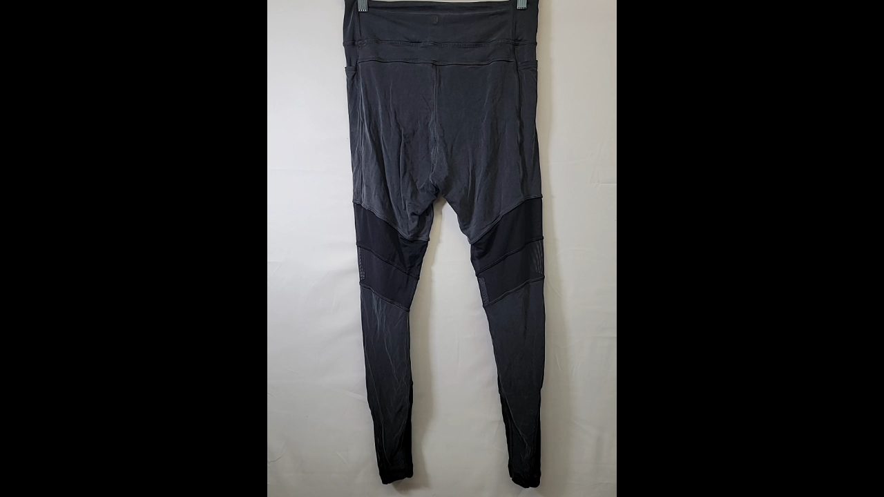 Black Lululemon Leggings with Mesh Accents Size 8