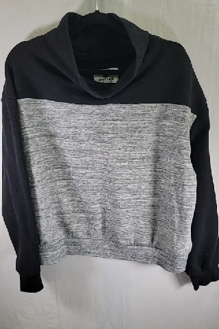 Reflex Women's Mock Neck Pullover Size XL