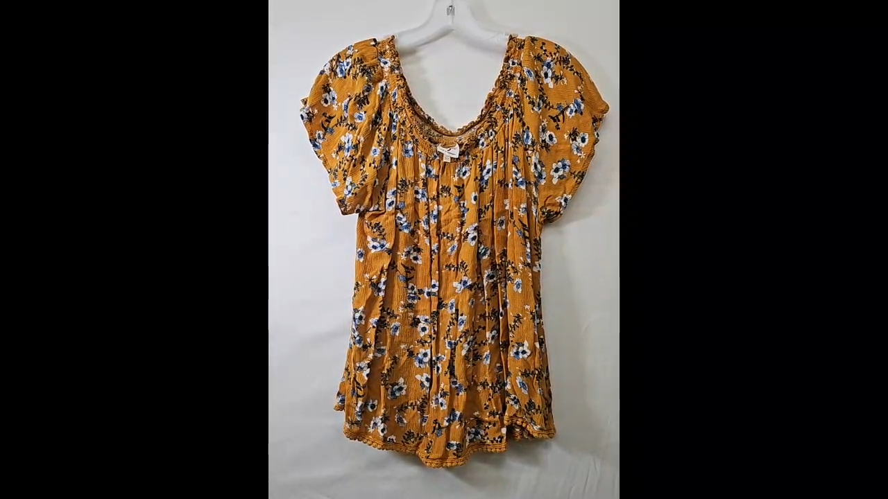 Self Esteem Floral Top Size 1X