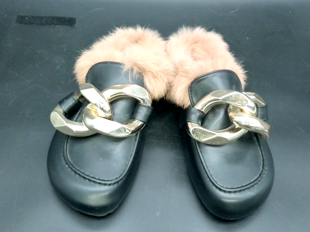 Akira Faux Fur Loafers Size 8.5