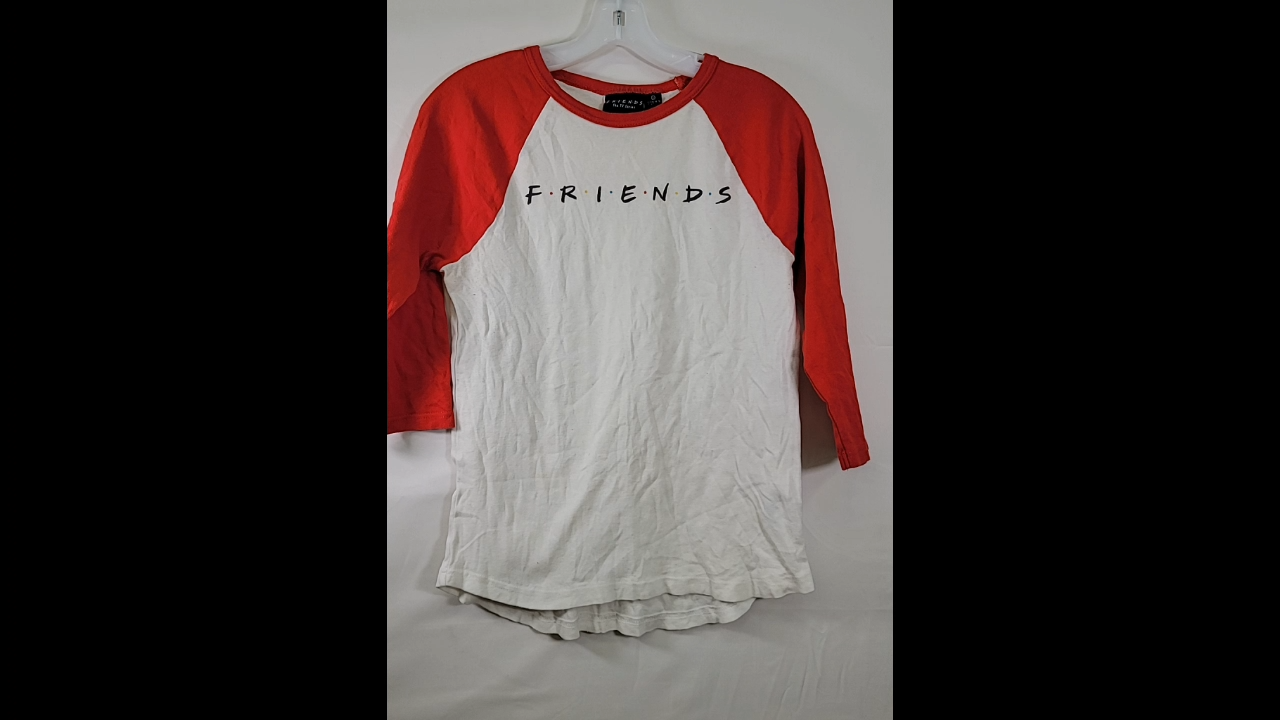 F.R.I.E.N.D.S Long Sleeved Size L