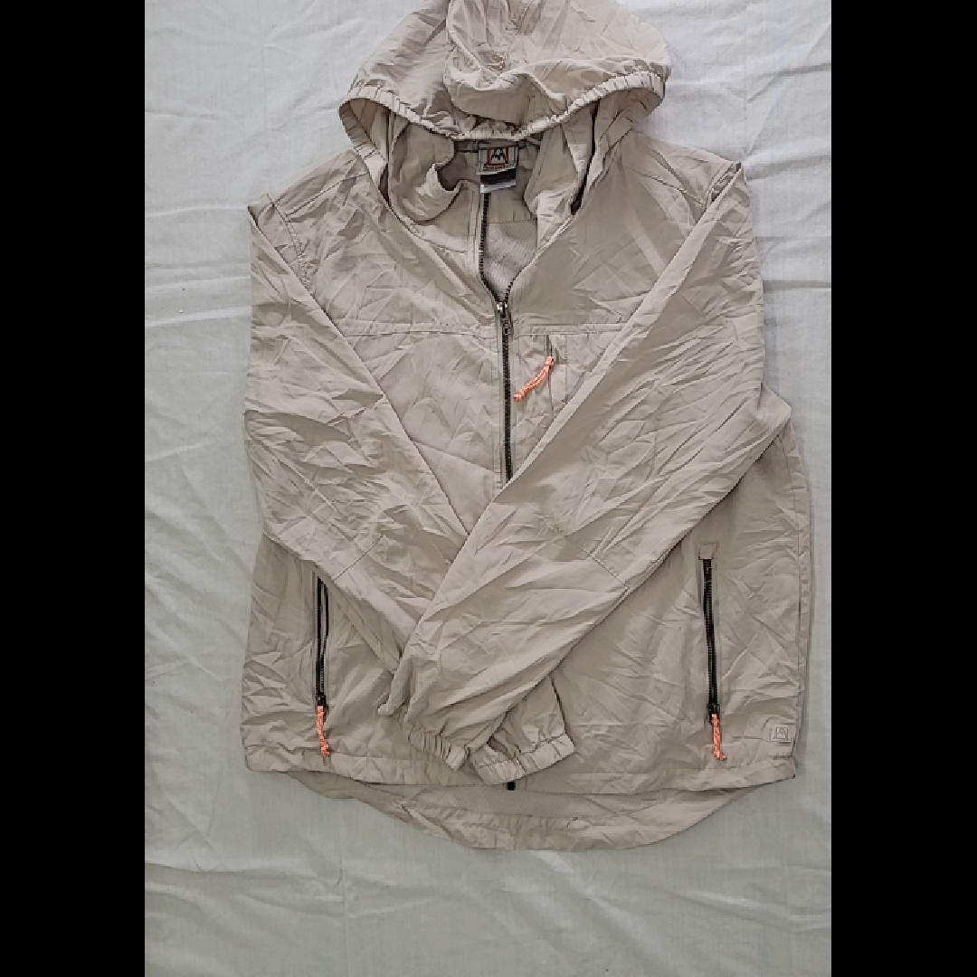 Avalanche Outdoor Supply Company Lightweight Beige Jacket Size L
