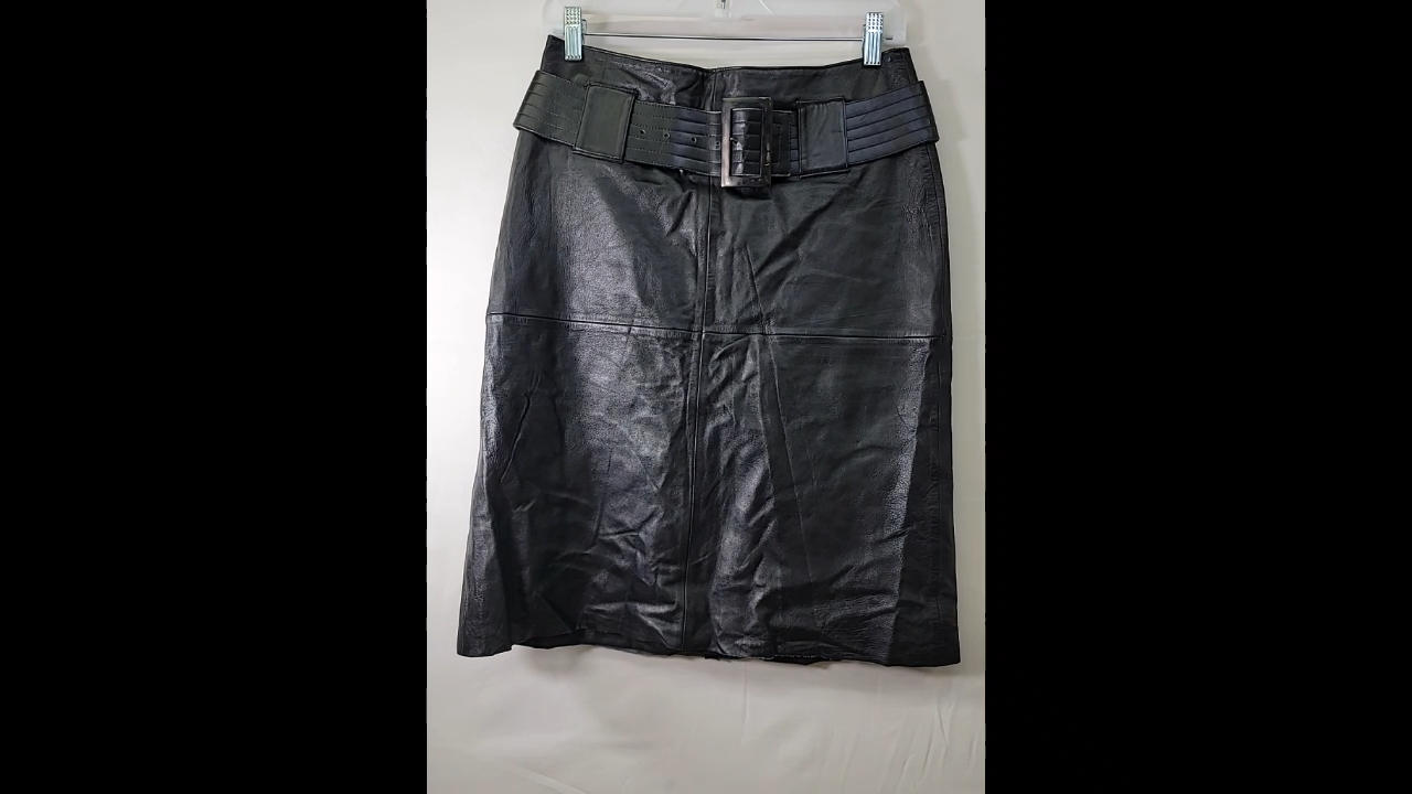 VS2 Womens Skirt 100% Leather Size 8