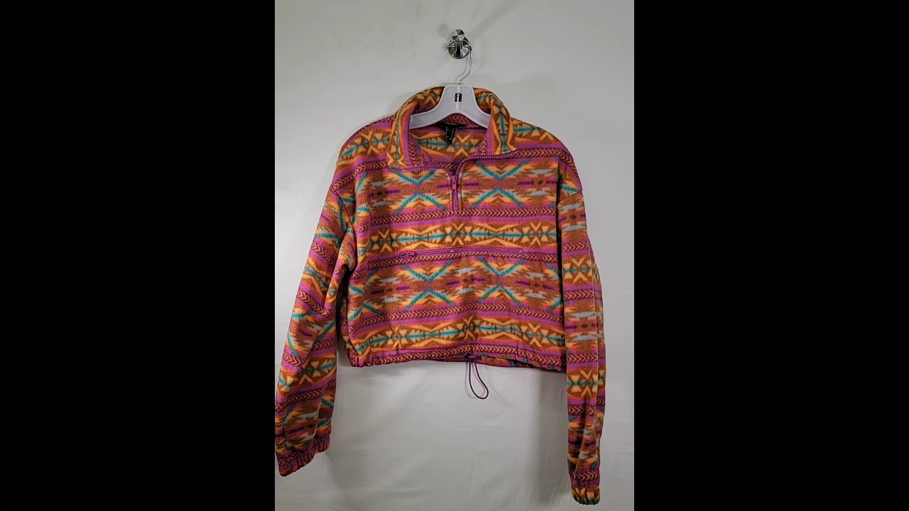 Crop Top Sweater Size M