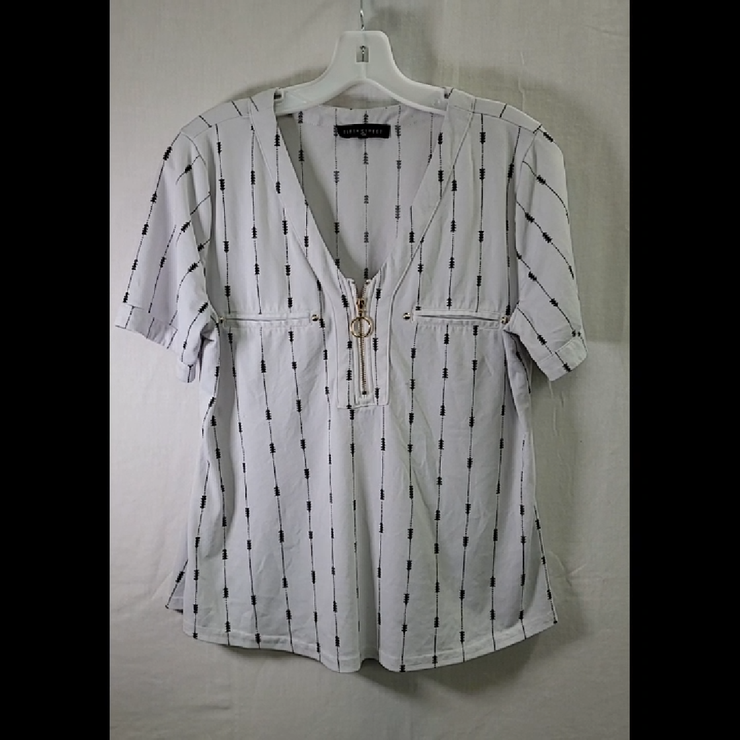 Fifty Street Women's Striped Top Size M