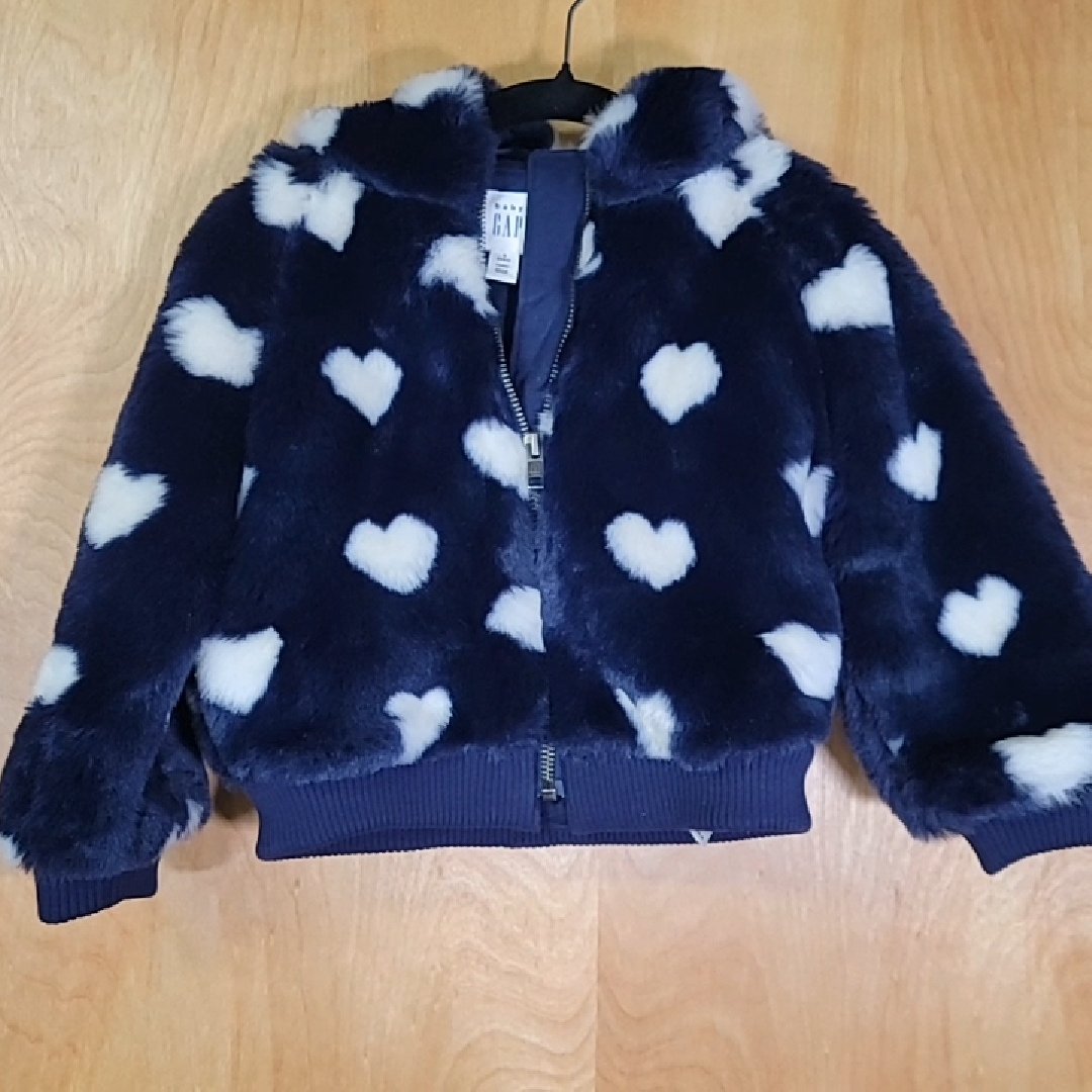 Baby GAP Faux Fur Heart Print Zip-Up Jacket 3T