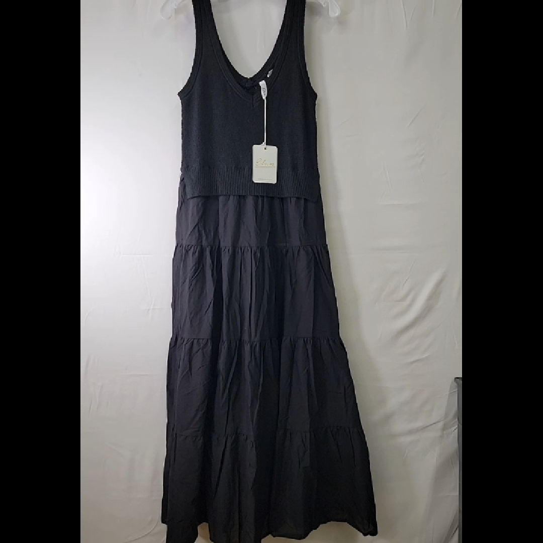 Elan Black Tiered Maxi Dress Size M