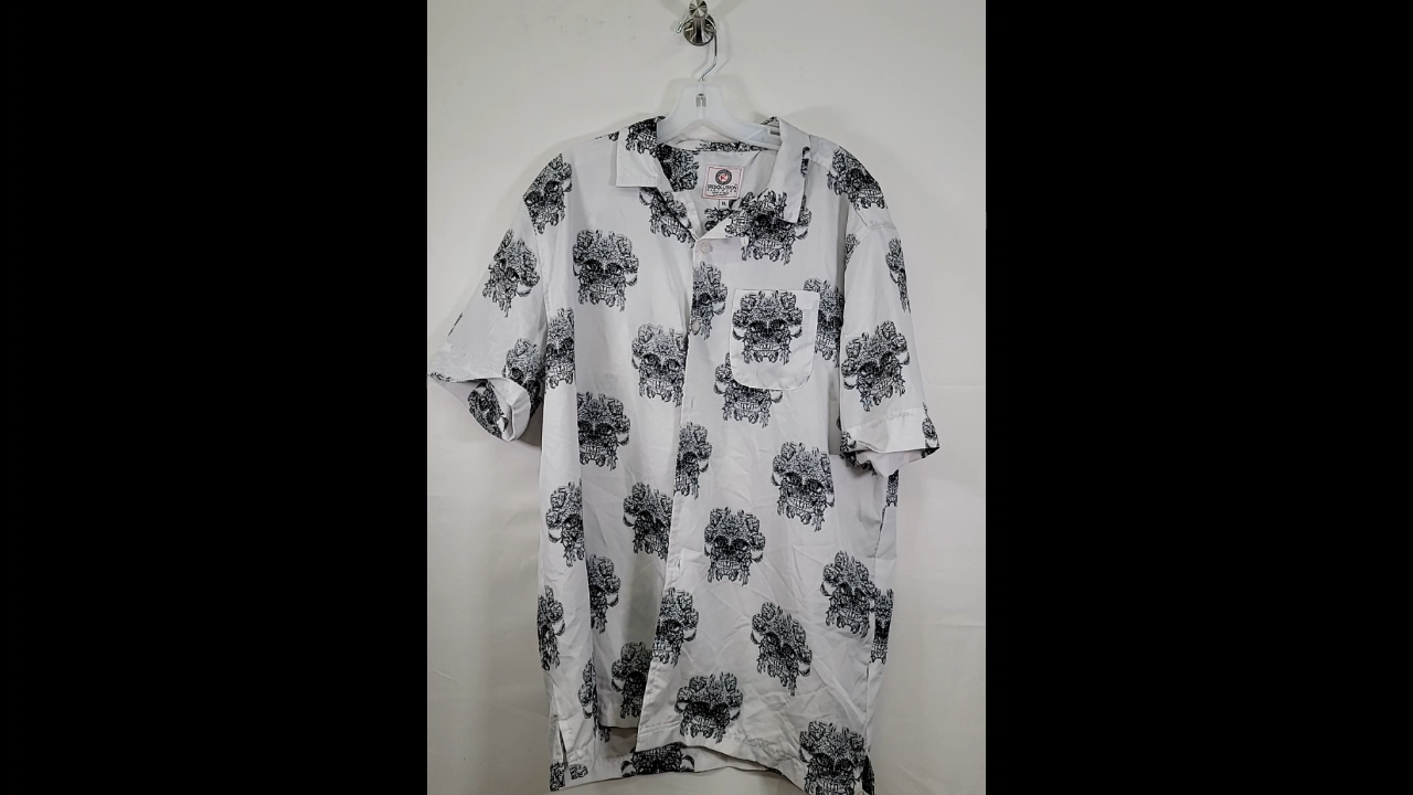 One Resolution Clothing Men's Shirt Size XL
