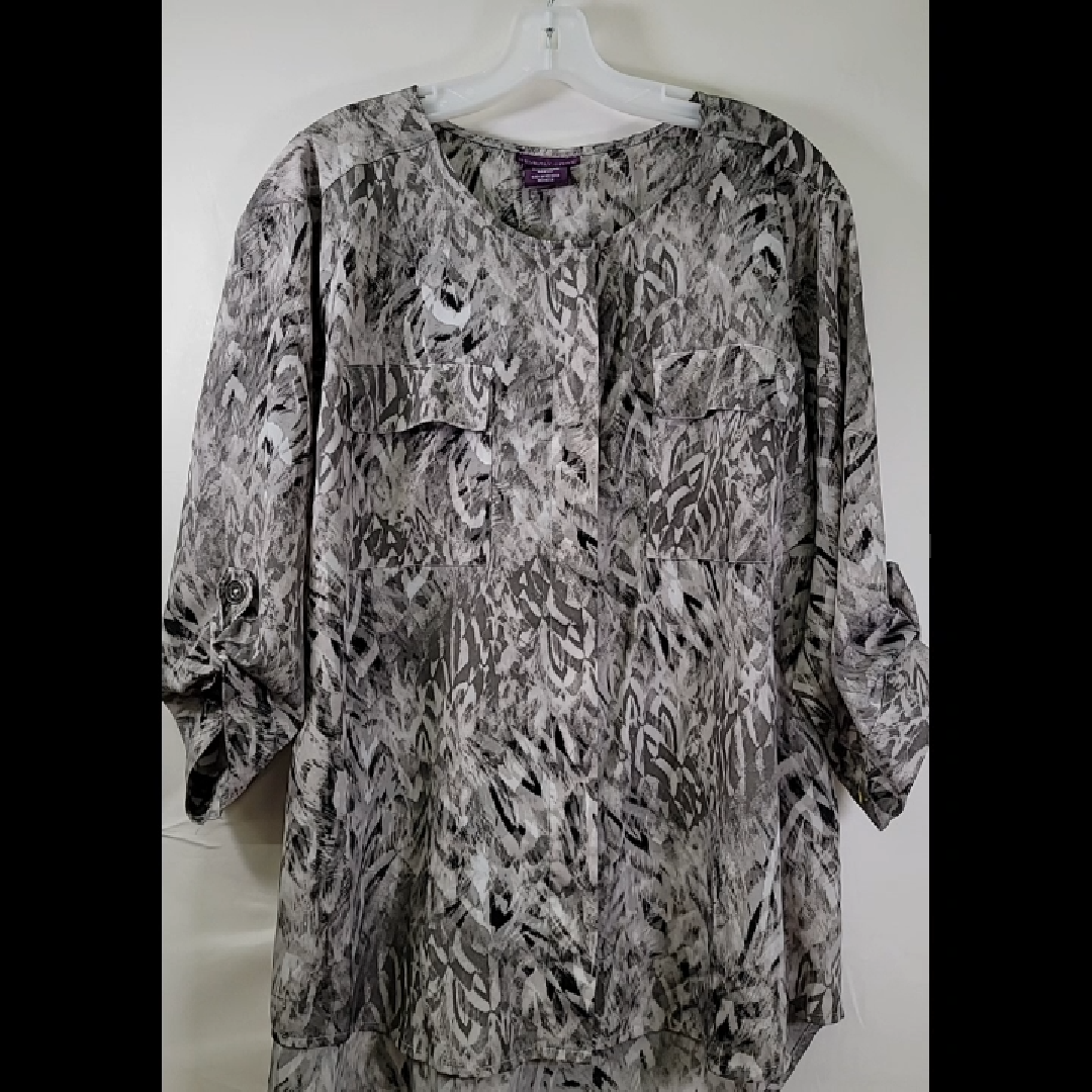 Women’s Stylish Gray Print Top Size 16/18 (XL)