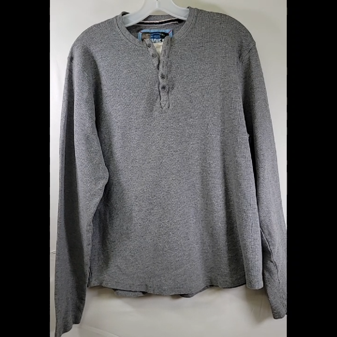 Men's Gray Long Sleeve Henley Shirt