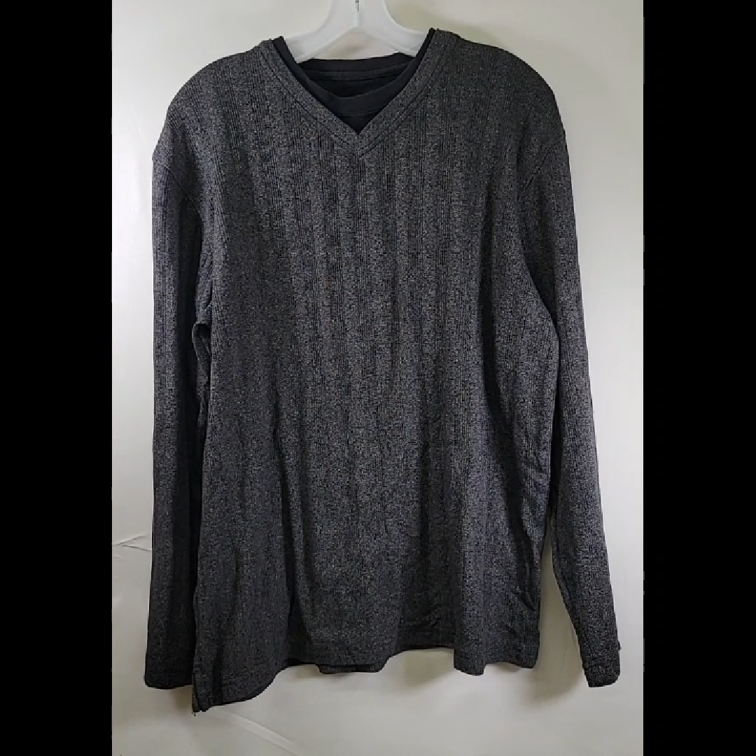 Men's Long Sleeve V-Neck Pullover in Dark Gray