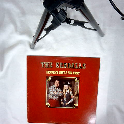 The Kendalls - Heaven's Just A Sin Away