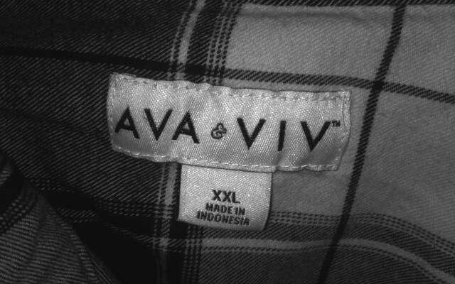 Ava & Viv Women's Plaid Button-Down Shirt - XXL