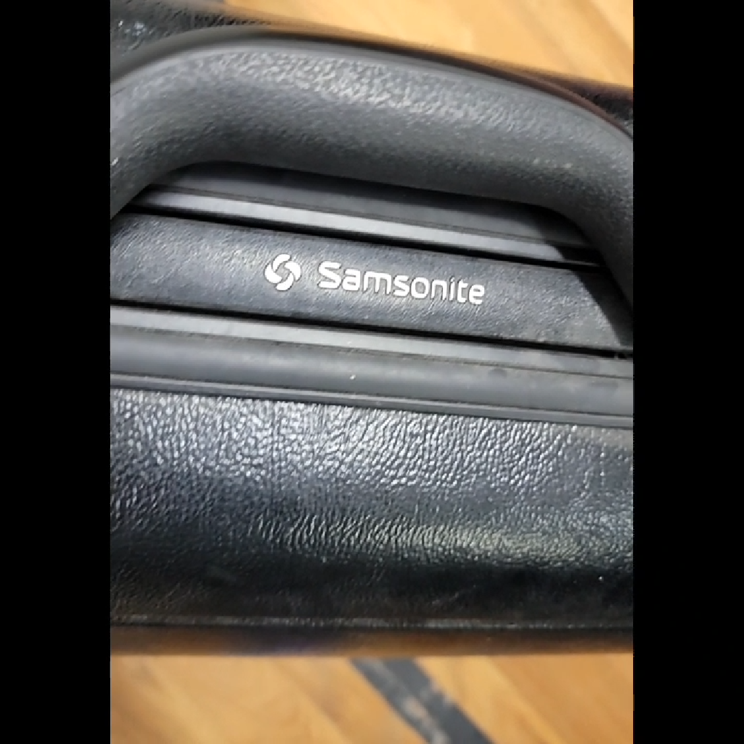 Samsonite Hard-Shell Suitcase - Black
