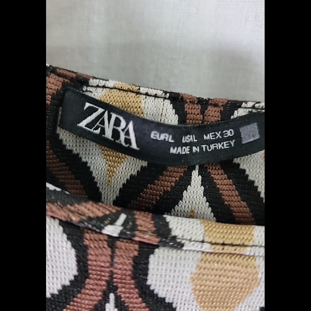 ZARA Women's Long Sleeve Top - Brown/Beige Geometric Print Size L