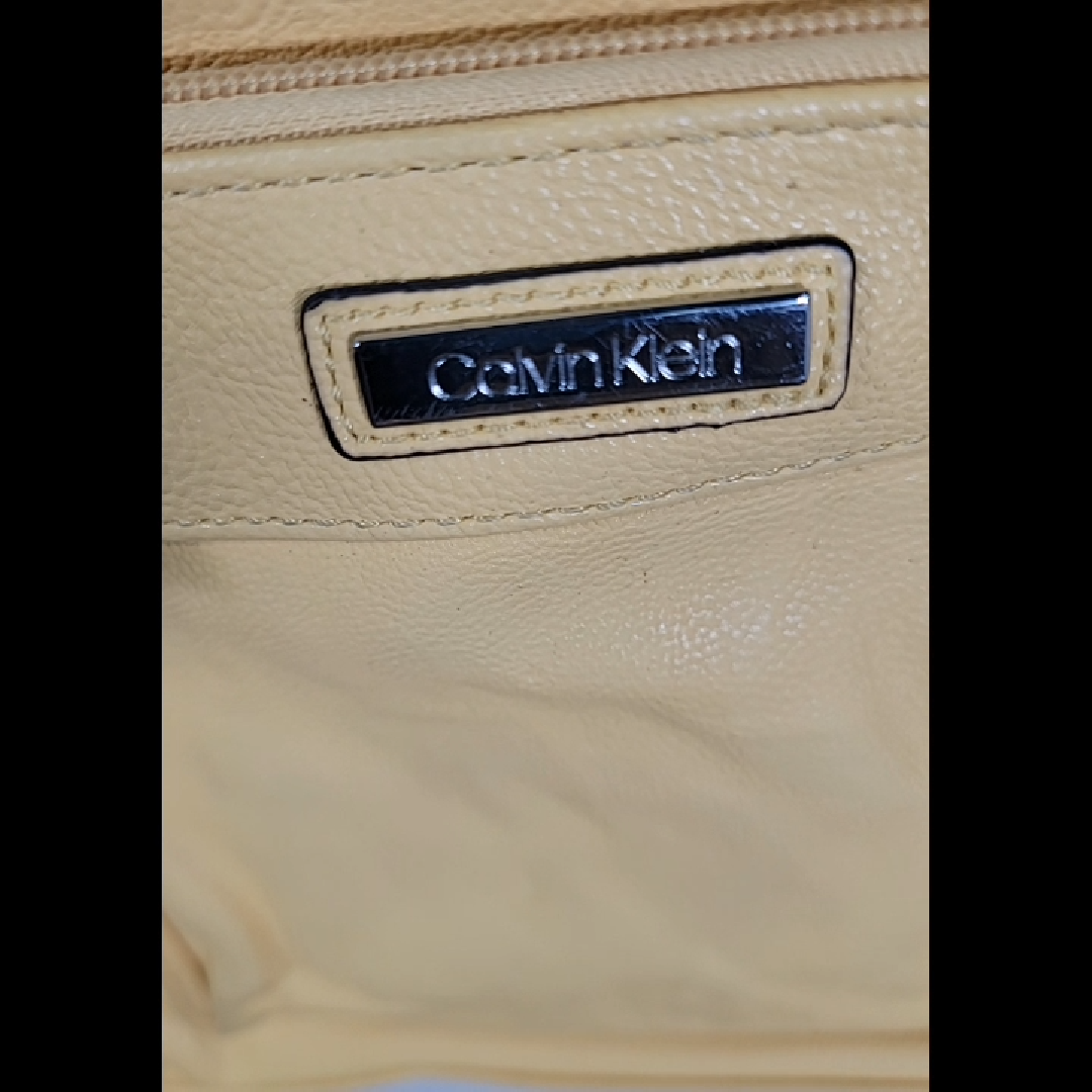 Calvin Klein Medium Yellow Synthetic Leather Handbag