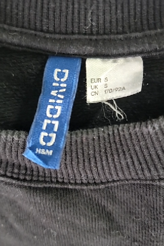 New World Voyager 2020 Black Pullover Crewneck Size S