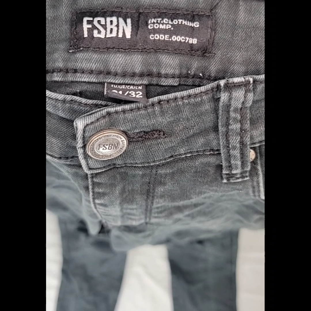 FSBN Dark Gray Distressed Moto Style Jeans Size 31/32