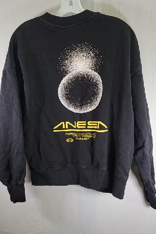 New World Voyager 2020 Black Pullover Crewneck Size S