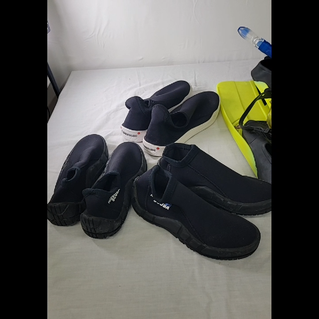 Complete Snorkeling Gear Set With Bag