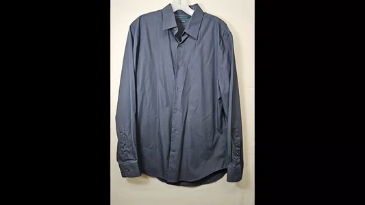 Perry Ellis Non Iron Button Up Size M
