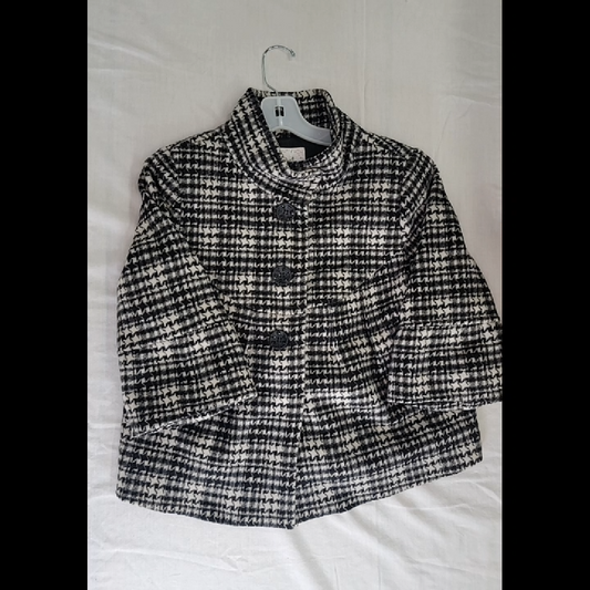 Stylish Black and White Houndstooth Jacket