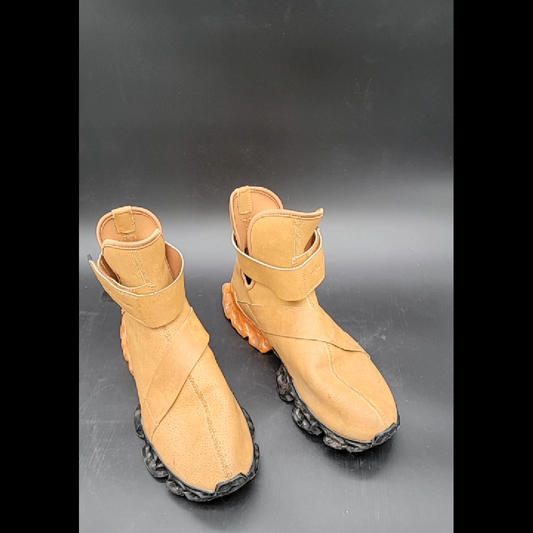 Comanier Tan Suede Boots
