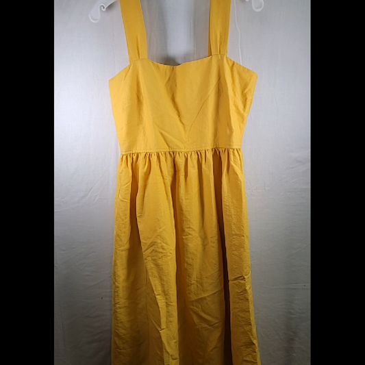 Mustard Yellow Sleeveless Midi Dress by Treasure & Bond Size M
