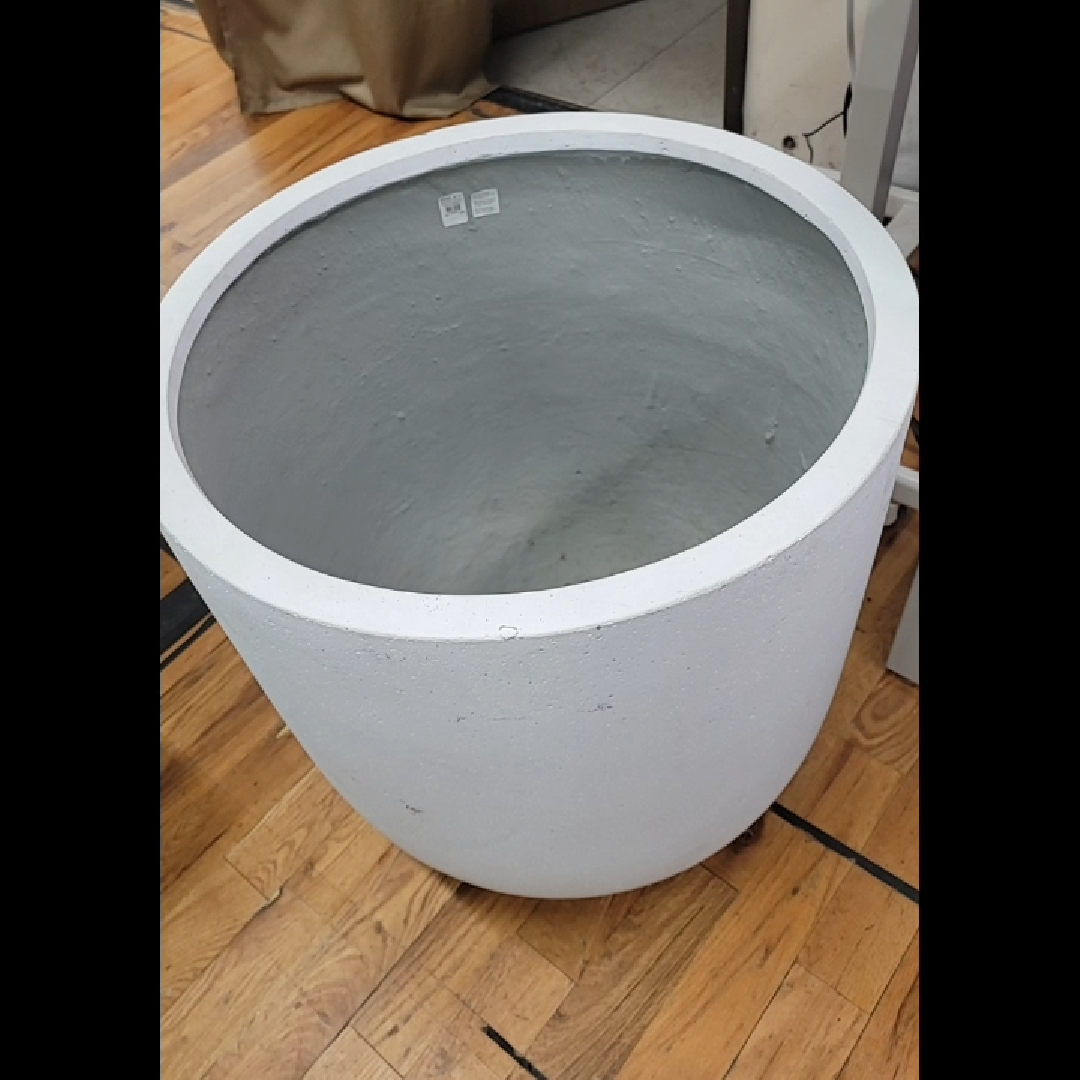 West Elm Large Round Resin Planter 21.7x22.4