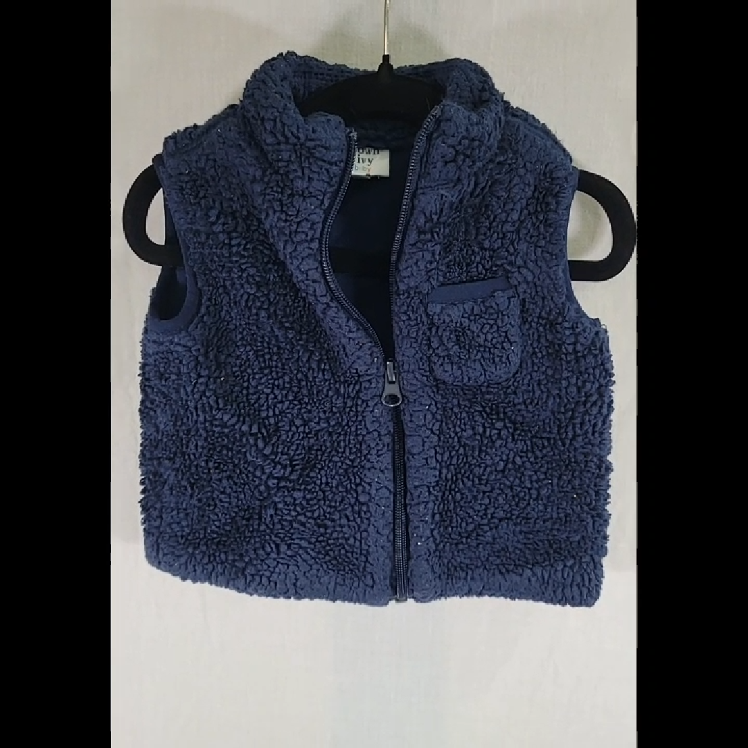 Crown & Ivy Baby Sherpa Vest Size 12 MO