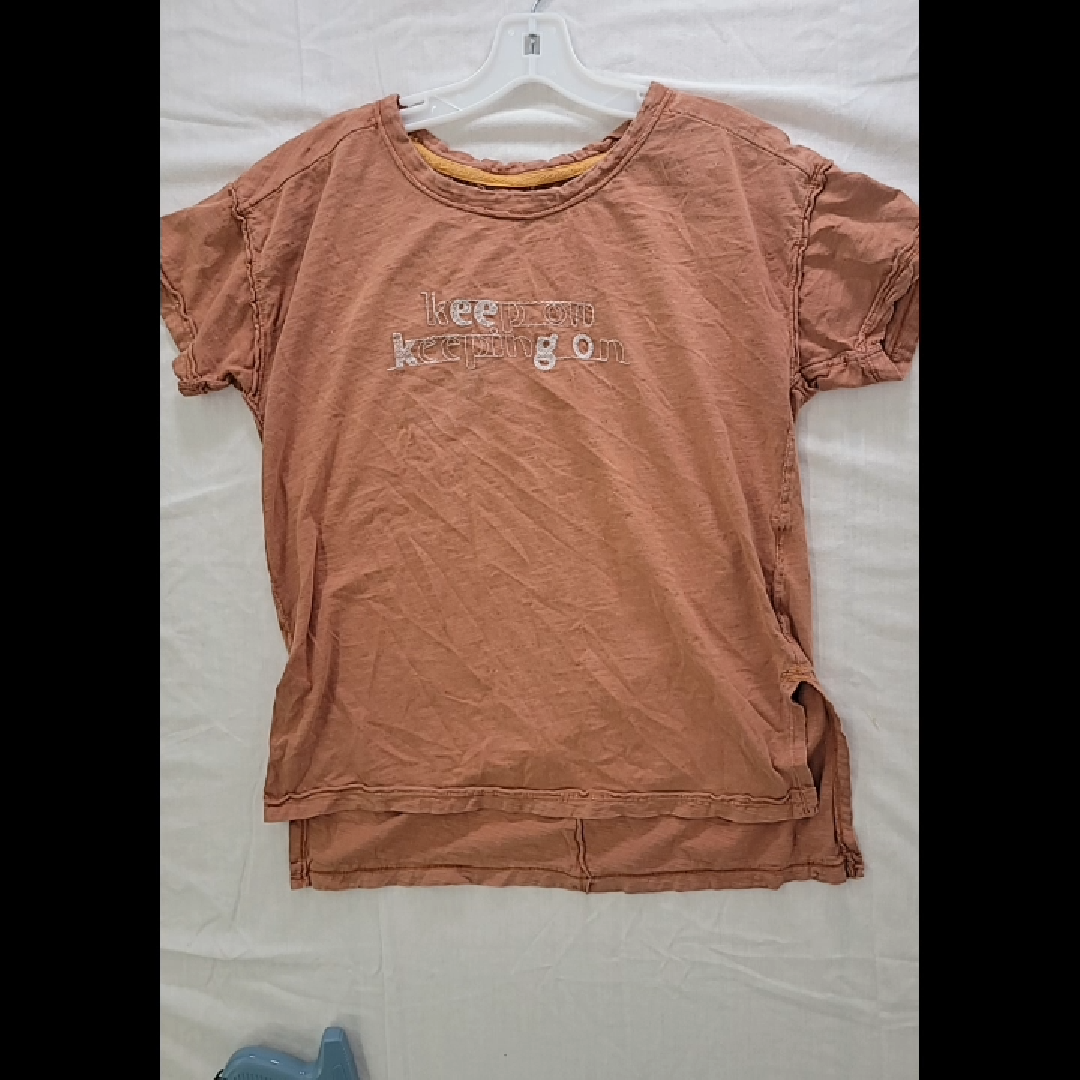 Pilcro Rust Graphic T-Shirt Size S