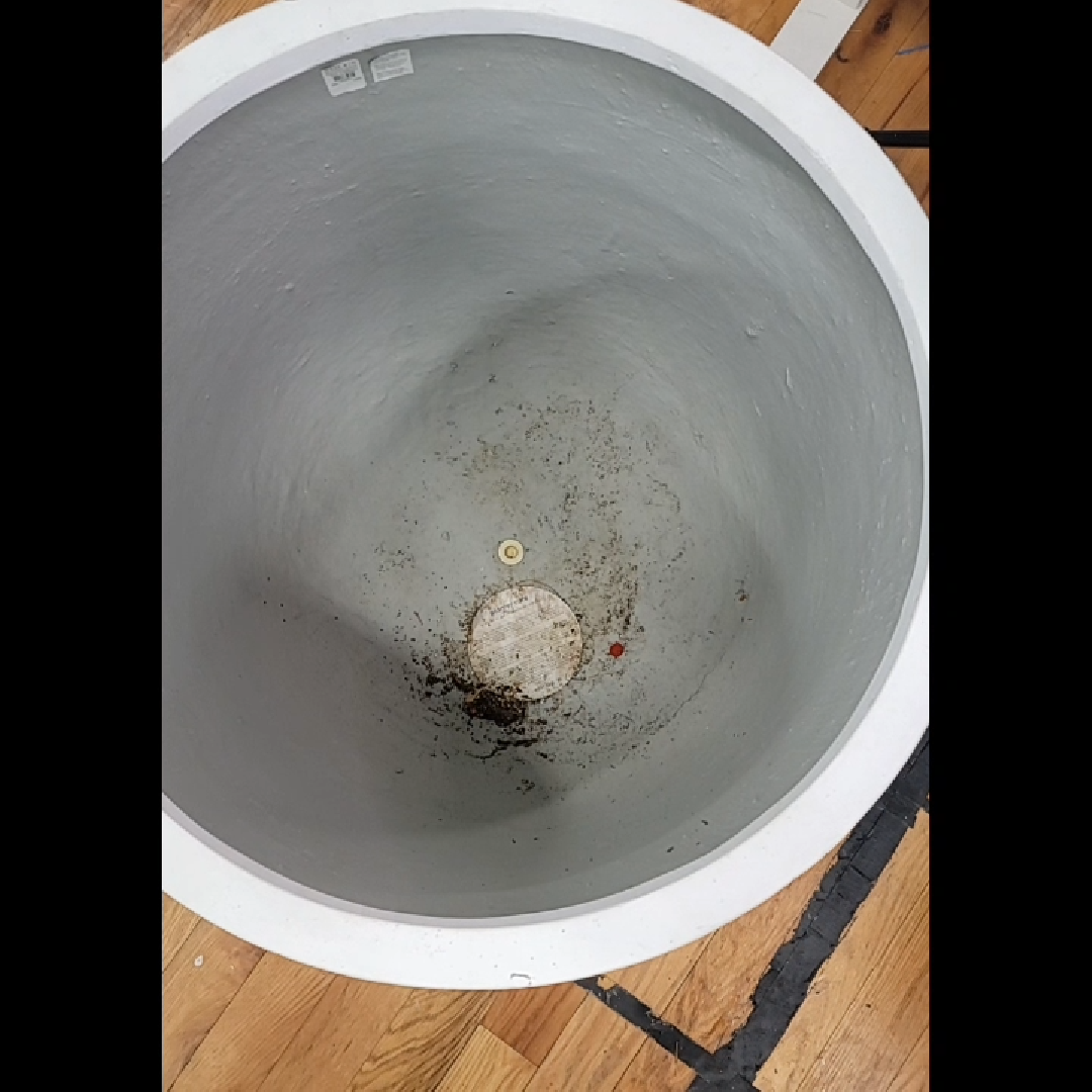 West Elm Large Round Resin Planter 21.7x22.4