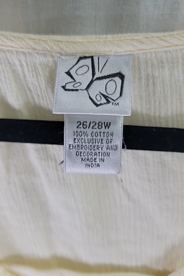 Cream Cotton Top with Lace Detail Size 26/28 (4X