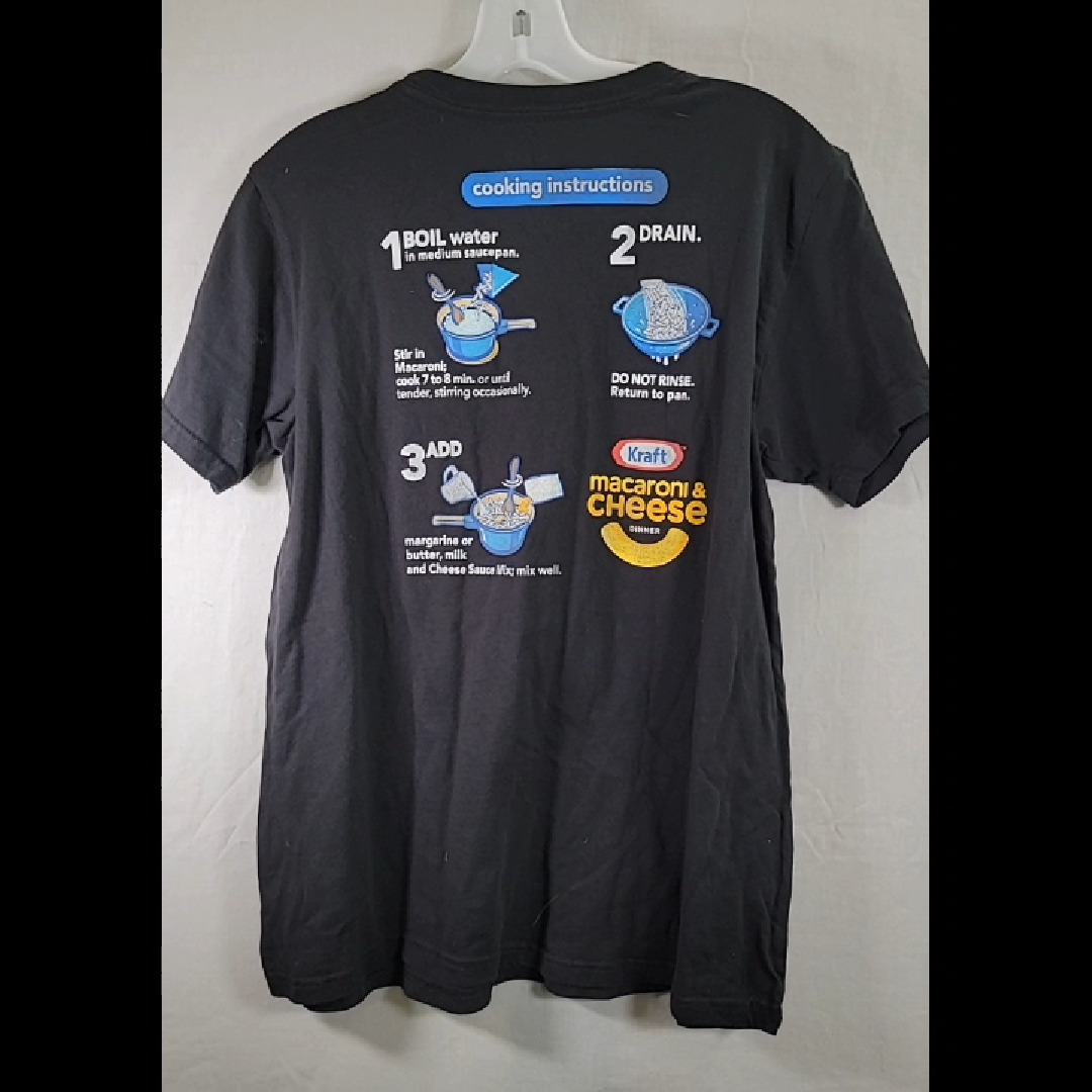 Kraft Macaroni & Cheese Graphic Tee Size M