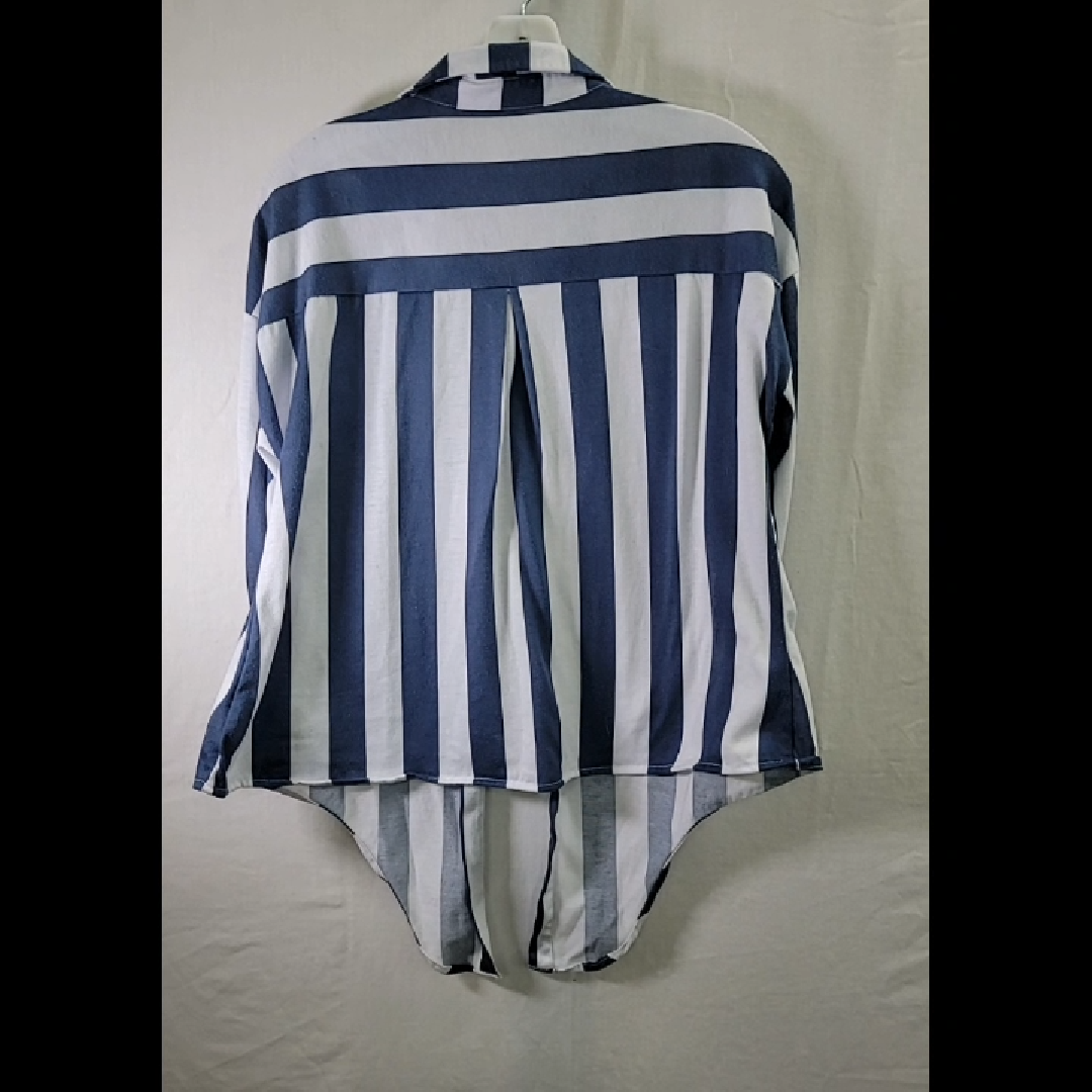 Eden & Olivia Striped Button-Down Top Tie Botton Size M
