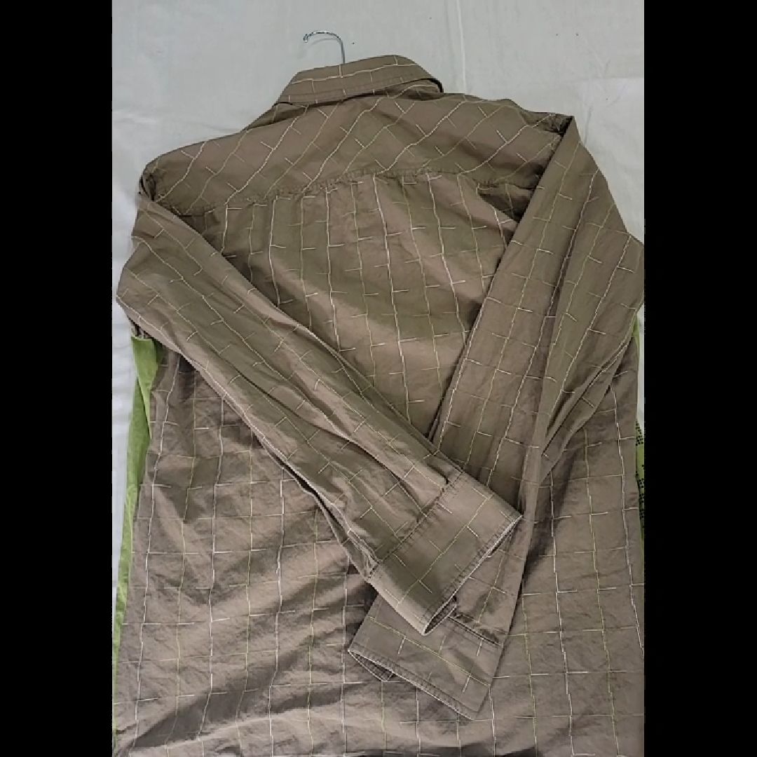 s.Oliver Men's Khaki Button-Down Shirt with Olive Green Accents Size L